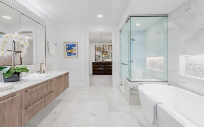3130 N Harwood Street #1605, Dallas, TX 75201, 2 Bedrooms Bedrooms, ,2 BathroomsBathrooms,Residential,For Sale,3130 N Harwood Street,0,21036210
