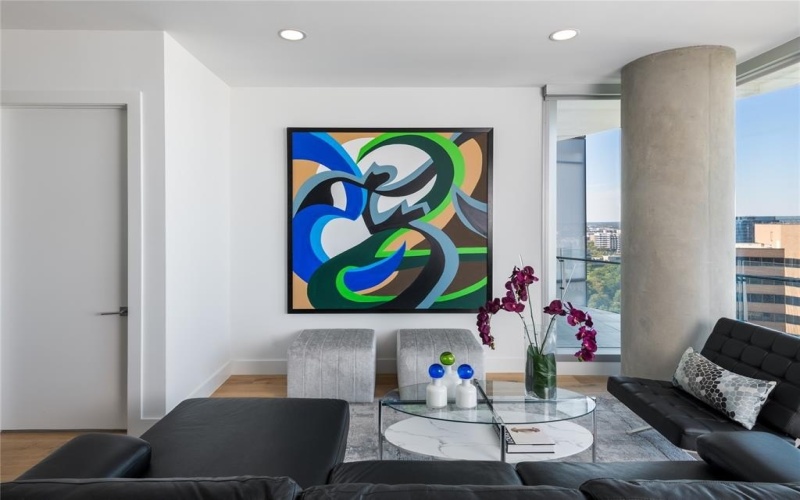 3130 N Harwood Street #1605, Dallas, TX 75201, 2 Bedrooms Bedrooms, ,2 BathroomsBathrooms,Residential,For Sale,3130 N Harwood Street,0,21036210