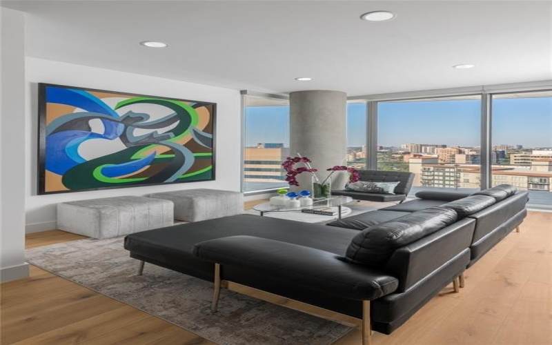 3130 N Harwood Street #1605, Dallas, TX 75201, 2 Bedrooms Bedrooms, ,2 BathroomsBathrooms,Residential,For Sale,3130 N Harwood Street,0,21036210