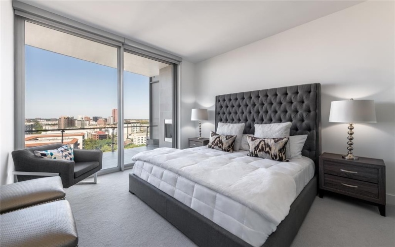 3130 N Harwood Street #1605, Dallas, TX 75201, 2 Bedrooms Bedrooms, ,2 BathroomsBathrooms,Residential,For Sale,3130 N Harwood Street,0,21036210