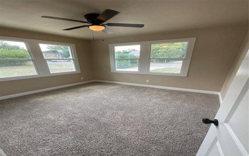 1116 E Pulaski Street, Fort Worth, TX 76104, 4 Bedrooms Bedrooms, ,2 BathroomsBathrooms,Residential,For Sale,1116 E Pulaski Street,0,21036303