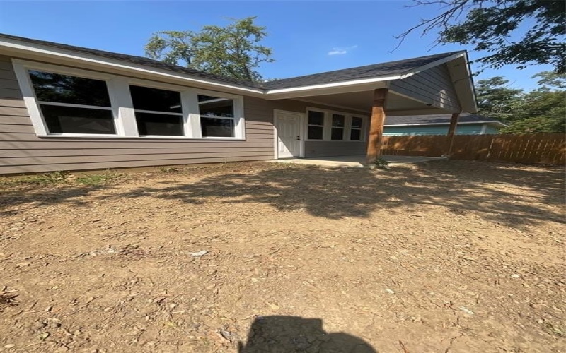 1116 E Pulaski Street, Fort Worth, TX 76104, 4 Bedrooms Bedrooms, ,2 BathroomsBathrooms,Residential,For Sale,1116 E Pulaski Street,0,21036303