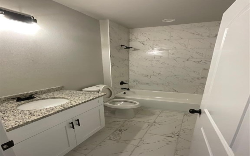 1220 E Leuda Street, Fort Worth, TX 76104, 3 Bedrooms Bedrooms, ,2 BathroomsBathrooms,Residential,For Sale,1220 E Leuda Street,0,21036483