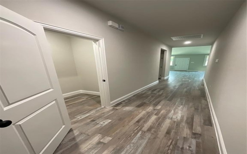 1220 E Leuda Street, Fort Worth, TX 76104, 3 Bedrooms Bedrooms, ,2 BathroomsBathrooms,Residential,For Sale,1220 E Leuda Street,0,21036483