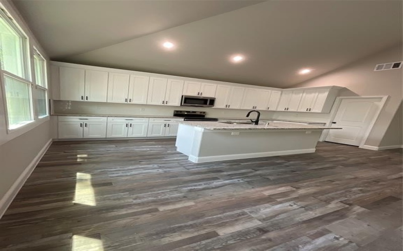 1220 E Leuda Street, Fort Worth, TX 76104, 3 Bedrooms Bedrooms, ,2 BathroomsBathrooms,Residential,For Sale,1220 E Leuda Street,0,21036483