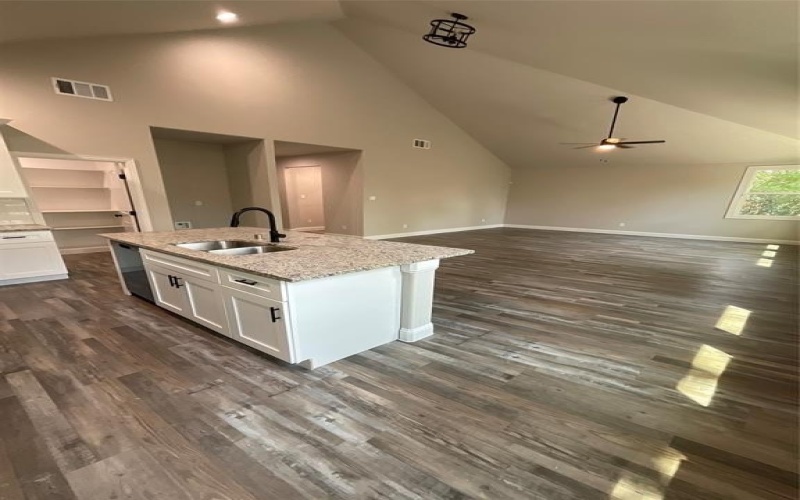 1220 E Leuda Street, Fort Worth, TX 76104, 3 Bedrooms Bedrooms, ,2 BathroomsBathrooms,Residential,For Sale,1220 E Leuda Street,0,21036483