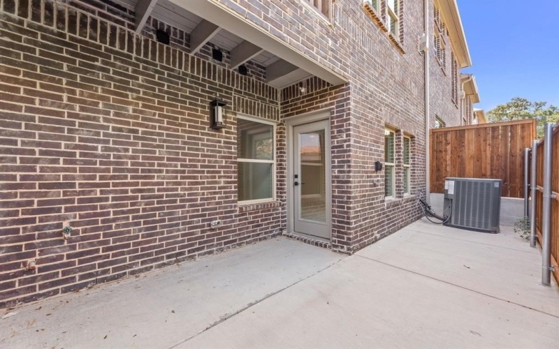 108 Kensington Drive, Lewisville, TX 75067, 3 Habitaciones Habitaciones , ,2 BañosBaños,Residential,En Venta,108 Kensington Drive,0,21036868