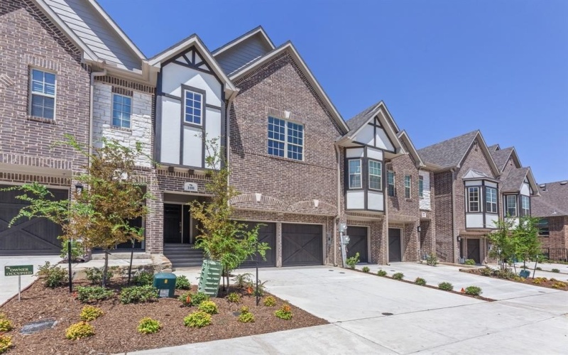 108 Kensington Drive, Lewisville, TX 75067, 3 Habitaciones Habitaciones , ,2 BañosBaños,Residential,En Venta,108 Kensington Drive,0,21036868