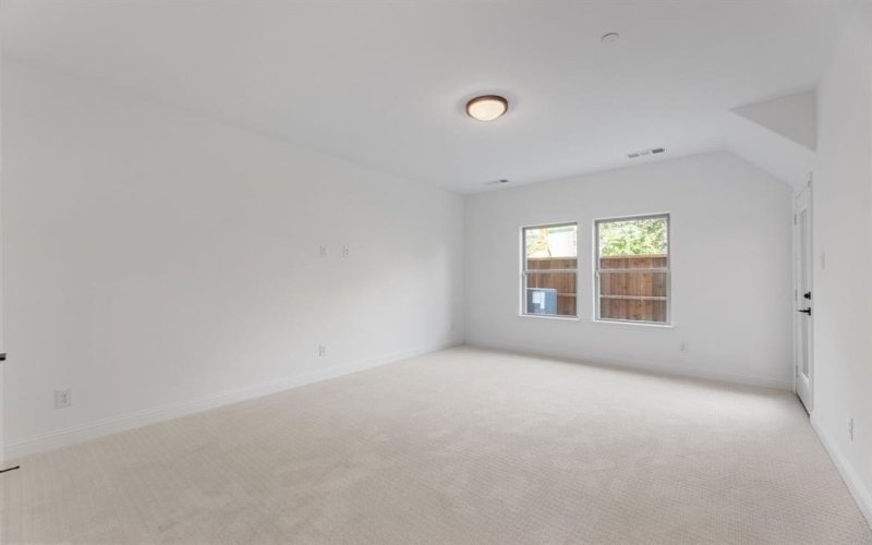 108 Kensington Drive, Lewisville, TX 75067, 3 Habitaciones Habitaciones , ,2 BañosBaños,Residential,En Venta,108 Kensington Drive,0,21036868