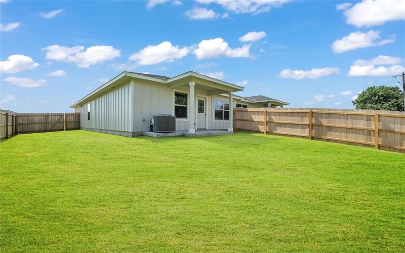 1110 S College Avenue, Troy, TX 76579, 3 Habitaciones Habitaciones , ,2 BañosBaños,Residential,En Venta,1110 S College Avenue,0,21037098