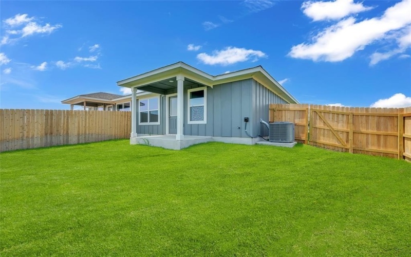 1106 S College Avenue, Troy, TX 76579, 3 Bedrooms Bedrooms, ,2 BathroomsBathrooms,Residential,For Sale,1106 S College Avenue,0,21037139