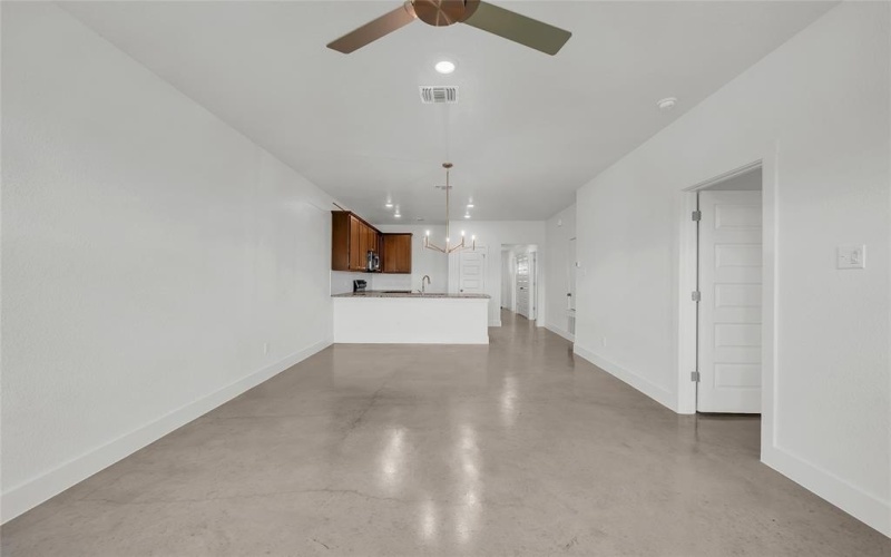 1106 S College Avenue, Troy, TX 76579, 3 Bedrooms Bedrooms, ,2 BathroomsBathrooms,Residential,For Sale,1106 S College Avenue,0,21037139
