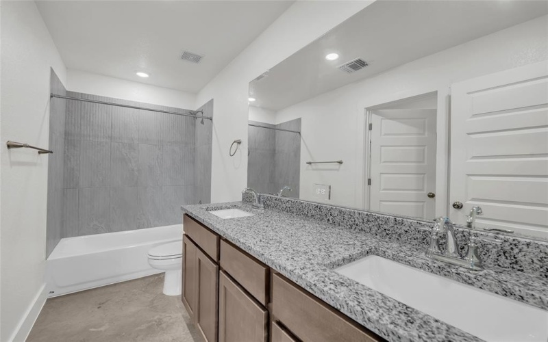 1106 S College Avenue, Troy, TX 76579, 3 Bedrooms Bedrooms, ,2 BathroomsBathrooms,Residential,For Sale,1106 S College Avenue,0,21037139
