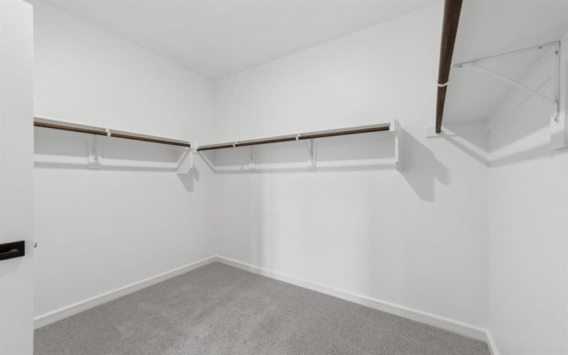 1299 Okeechobee Drive, Dallas, TX 75253, 5 Habitaciones Habitaciones , ,3 BañosBaños,Residential,En Venta,1299 Okeechobee Drive,0,21037389