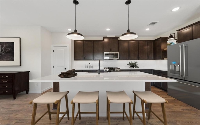 1299 Okeechobee Drive, Dallas, TX 75253, 5 Habitaciones Habitaciones , ,3 BañosBaños,Residential,En Venta,1299 Okeechobee Drive,0,21037389