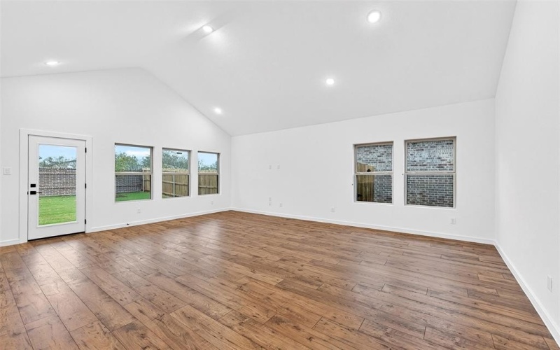 14926 Baikal Drive, Dallas, TX 75253, 4 Habitaciones Habitaciones , ,3 BañosBaños,Residential,En Venta,14926 Baikal Drive,0,21037392