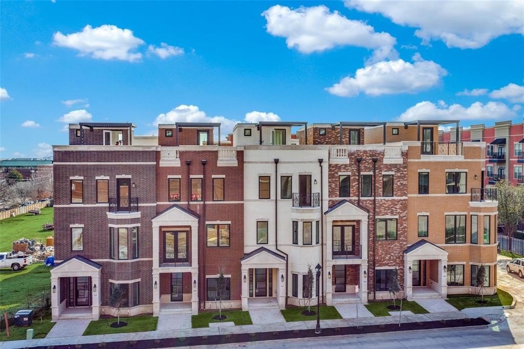 250 E Dallas Road #128, Grapevine, TX 76051, 3 Habitaciones Habitaciones , ,3 BañosBaños,Residential,En Venta,250 E Dallas Road,0,21037461