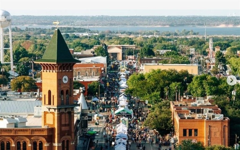 250 E Dallas Road #128, Grapevine, TX 76051, 3 Habitaciones Habitaciones , ,3 BañosBaños,Residential,En Venta,250 E Dallas Road,0,21037461