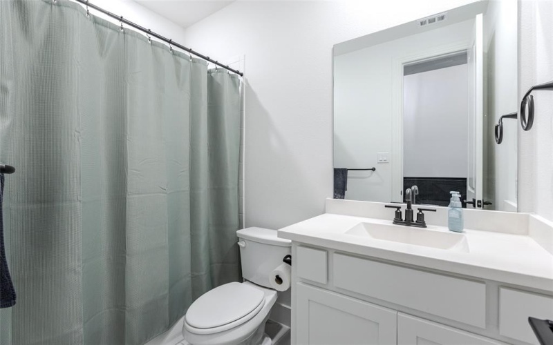 3509 Mescalbean Drive, McKinney, TX 75071, 4 Bedrooms Bedrooms, ,2 BathroomsBathrooms,Residential,For Sale,3509 Mescalbean Drive,0,21037617