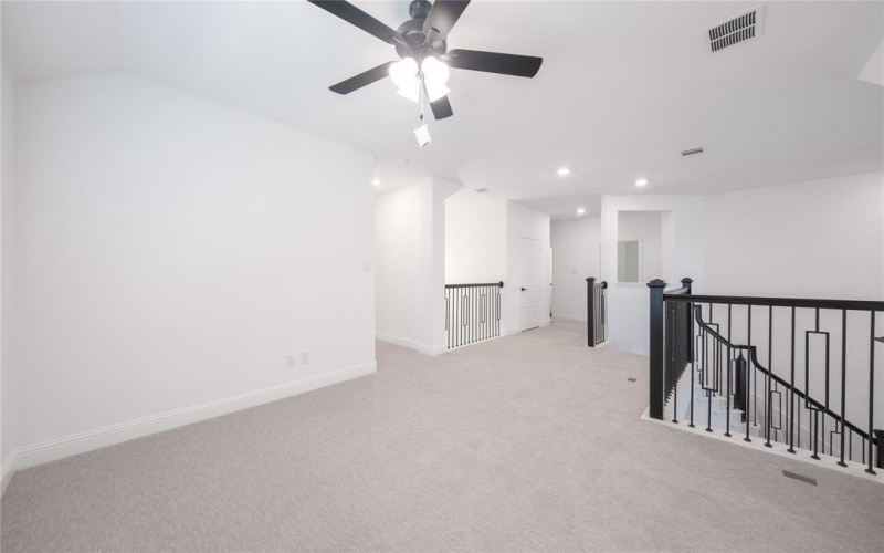 2100 Valencia Drive, Little Elm, TX 75068, 4 Bedrooms Bedrooms, ,3 BathroomsBathrooms,Residential,For Sale,2100 Valencia Drive,0,21037677