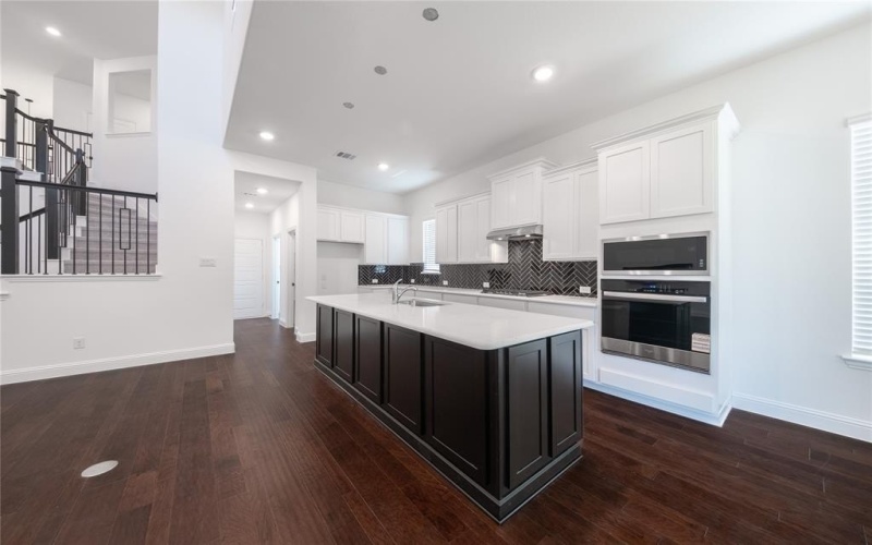 2100 Valencia Drive, Little Elm, TX 75068, 4 Bedrooms Bedrooms, ,3 BathroomsBathrooms,Residential,For Sale,2100 Valencia Drive,0,21037677