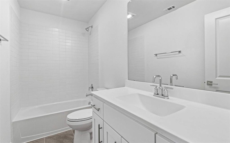 551 Meadowlark Drive, Van Alstyne, TX 75495, 5 Bedrooms Bedrooms, ,3 BathroomsBathrooms,Residential,For Sale,551 Meadowlark Drive,0,21037692