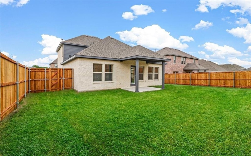 551 Meadowlark Drive, Van Alstyne, TX 75495, 5 Bedrooms Bedrooms, ,3 BathroomsBathrooms,Residential,For Sale,551 Meadowlark Drive,0,21037692