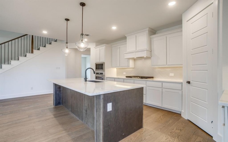 152 Paxton Circle, Arlington, TX 76013, 4 Bedrooms Bedrooms, ,3 BathroomsBathrooms,Residential,For Sale,152 Paxton Circle,0,21037741