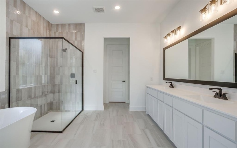 152 Paxton Circle, Arlington, TX 76013, 4 Bedrooms Bedrooms, ,3 BathroomsBathrooms,Residential,For Sale,152 Paxton Circle,0,21037741