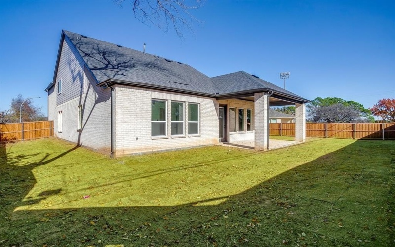 152 Paxton Circle, Arlington, TX 76013, 4 Bedrooms Bedrooms, ,3 BathroomsBathrooms,Residential,For Sale,152 Paxton Circle,0,21037741