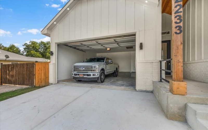2233 Andover Street, Sansom Park, TX 76114, 4 Habitaciones Habitaciones , ,2 BañosBaños,Residential,En Venta,2233 Andover Street,0,21037758