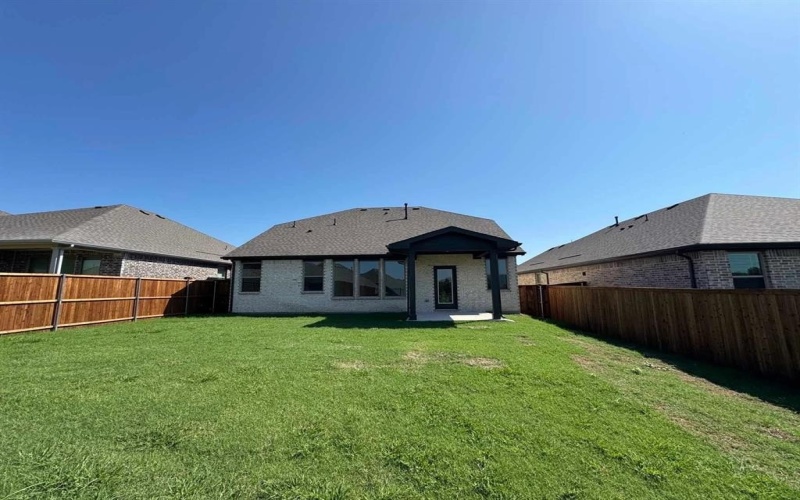 1717 Coachman Drive, Forney, TX 75126, 3 Bedrooms Bedrooms, ,2 BathroomsBathrooms,Residential,For Sale,1717 Coachman Drive,0,21037764