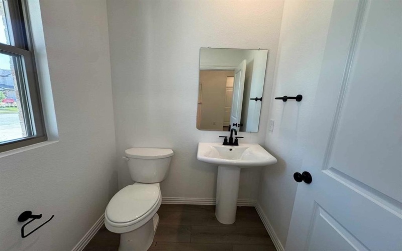 1717 Coachman Drive, Forney, TX 75126, 3 Bedrooms Bedrooms, ,2 BathroomsBathrooms,Residential,For Sale,1717 Coachman Drive,0,21037764