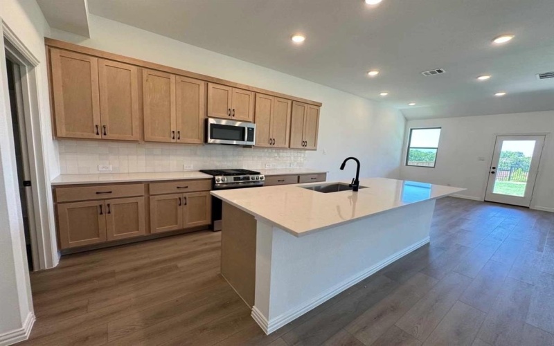 1717 Coachman Drive, Forney, TX 75126, 3 Bedrooms Bedrooms, ,2 BathroomsBathrooms,Residential,For Sale,1717 Coachman Drive,0,21037764