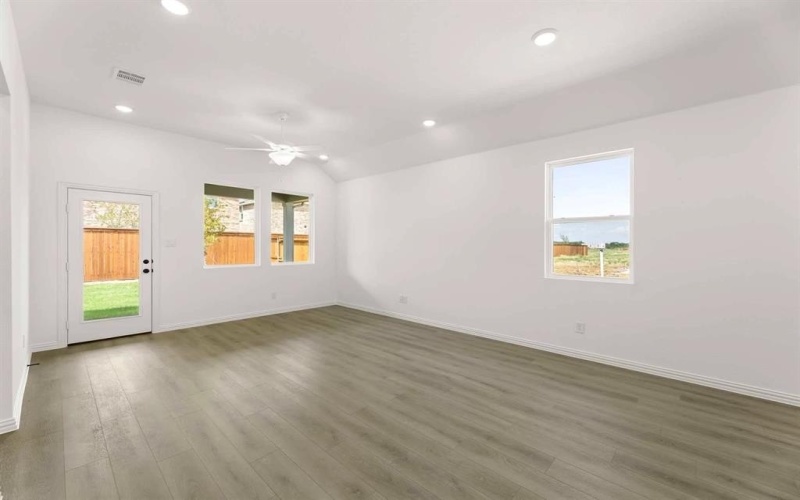 14147 Gallatin Street, Pilot Point, TX 76258, 3 Bedrooms Bedrooms, ,2 BathroomsBathrooms,Residential,For Sale,14147 Gallatin Street,0,21037854