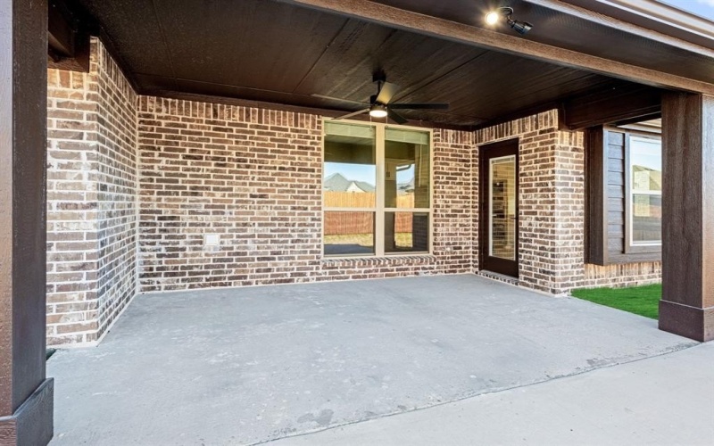 5413 Rowlan Row, Midlothian, TX 76065, 3 Habitaciones Habitaciones , ,3 BañosBaños,Residential,En Venta,5413 Rowlan Row,0,21037998