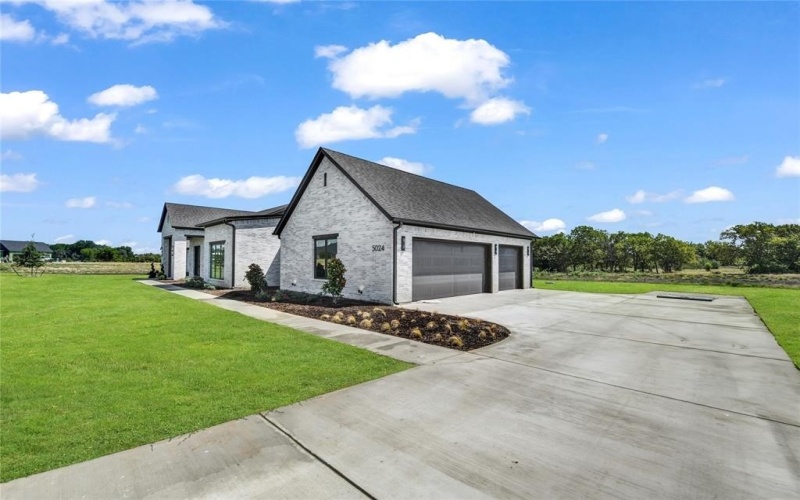 5024 Frost Creek, Aledo, TX 76008, 4 Bedrooms Bedrooms, ,5 BathroomsBathrooms,Residential,For Sale,5024 Frost Creek,0,21038072