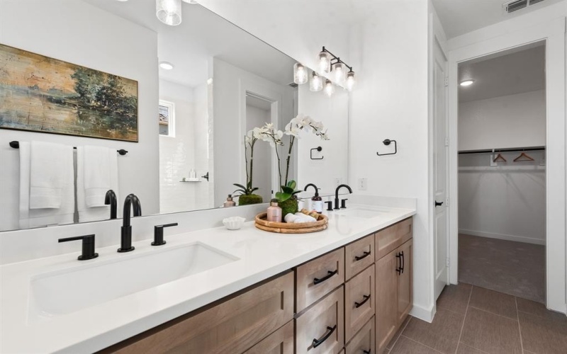 8620 Treeline Parkway, Justin, TX 76247, 3 Bedrooms Bedrooms, ,2 BathroomsBathrooms,Residential,For Sale,8620 Treeline Parkway,0,21038082