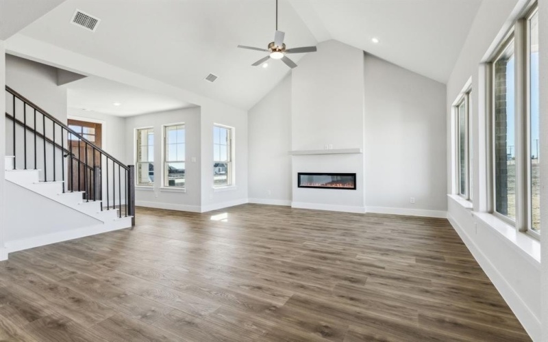 152 Swan Lake Drive, Waxahachie, TX 75165, 4 Bedrooms Bedrooms, ,3 BathroomsBathrooms,Residential,For Sale,152 Swan Lake Drive,0,21038253