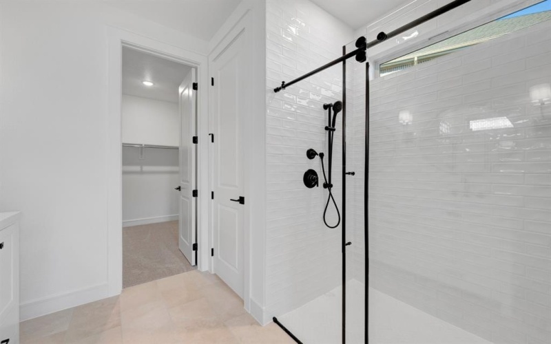 2531 Compassion Court, Heath, TX 75032, 5 Bedrooms Bedrooms, ,3 BathroomsBathrooms,Residential,For Sale,2531 Compassion Court,0,21038272