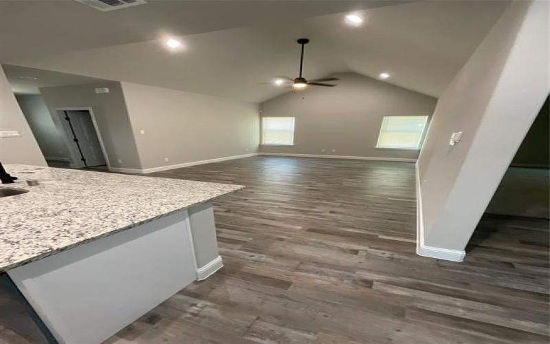 2937 Burton Avenue, Fort Worth, TX 76105, 3 Habitaciones Habitaciones , ,2 BañosBaños,Residential,En Venta,2937 Burton Avenue,0,21038337