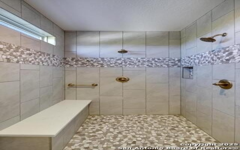 321 Vista View Place, Spring Branch, TX 78070, 6 Habitaciones Habitaciones , ,6 BañosBaños,Residential,En Venta,321 Vista View Place,0,1848603