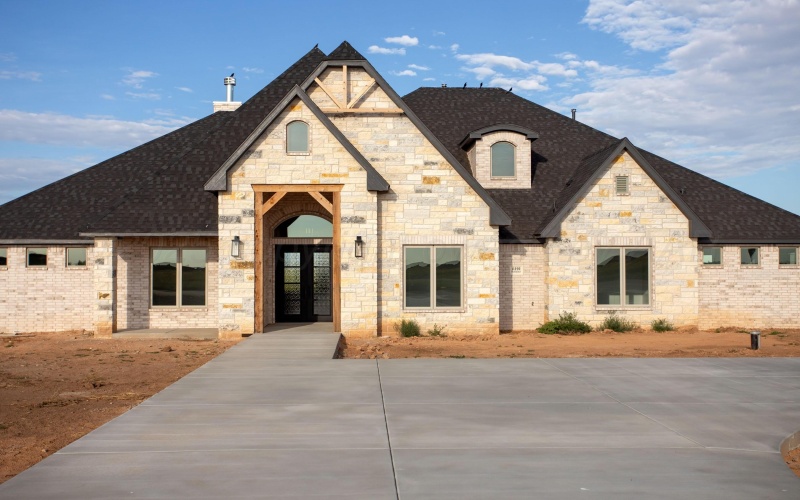 11192 SPANISH BAY Drive, Amarillo, TX 79119, 5 Bedrooms Bedrooms, ,3 BathroomsBathrooms,Residential,For Sale,11192 SPANISH BAY Drive,0,25-7369