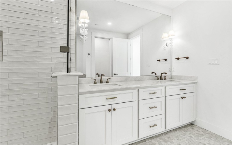 136 W Cotter Avenue unit: 6 #6, Port Aransas, TX 78373, 3 Habitaciones Habitaciones , ,3 BañosBaños,Residential,En Venta,136 W Cotter Avenue unit: 6,0,463771