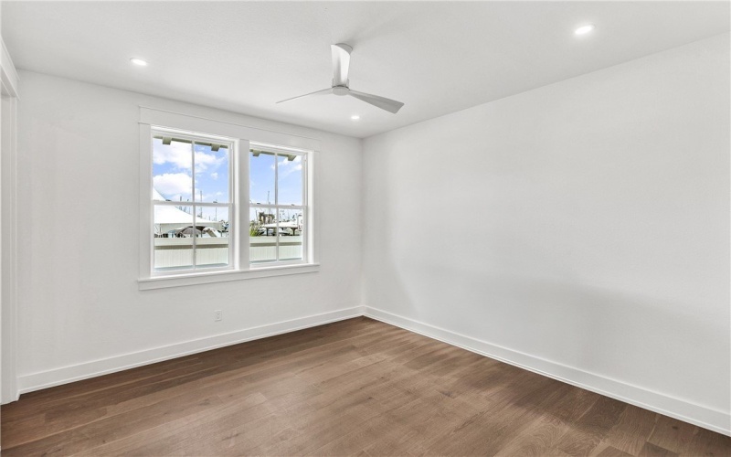 136 W Cotter Avenue unit: 6 #6, Port Aransas, TX 78373, 3 Habitaciones Habitaciones , ,3 BañosBaños,Residential,En Venta,136 W Cotter Avenue unit: 6,0,463771