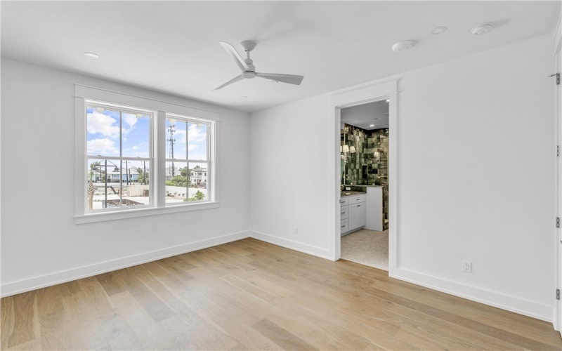 136 W Cotter Avenue unit: 7 #7, Port Aransas, TX 78373, 2 Habitaciones Habitaciones , ,2 BañosBaños,Residential,En Venta,136 W Cotter Avenue unit: 7,0,463773