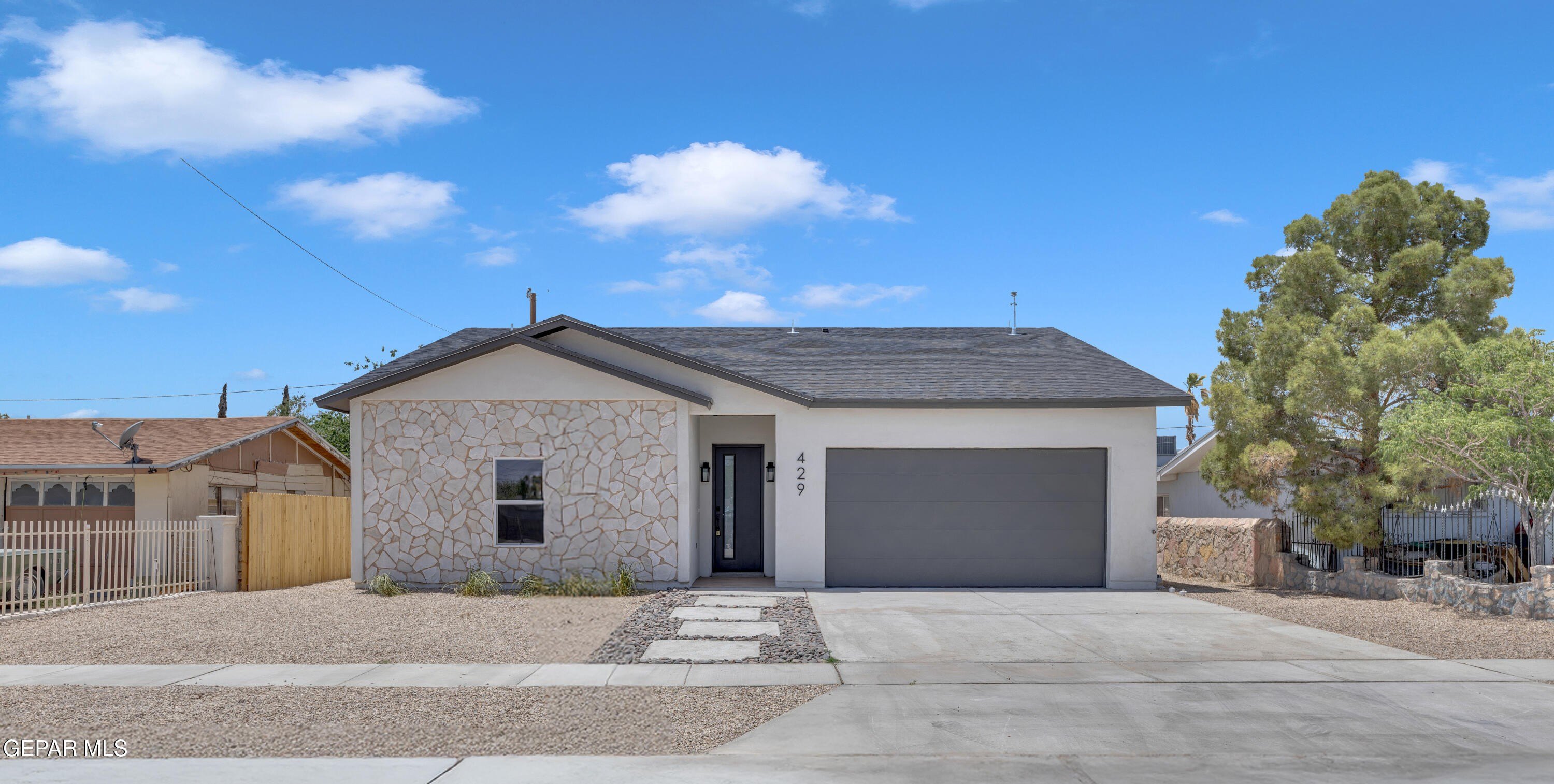 429 Lesa Lane, El Paso, TX 79915, 3 Bedrooms Bedrooms, ,2 BathroomsBathrooms,Residential,For Sale,429 Lesa Lane,0,922980