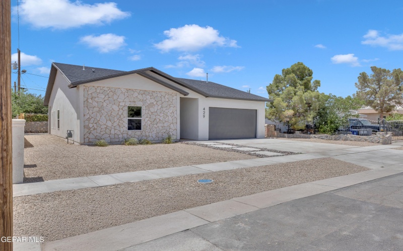 429 Lesa Lane, El Paso, TX 79915, 3 Bedrooms Bedrooms, ,2 BathroomsBathrooms,Residential,For Sale,429 Lesa Lane,0,922980