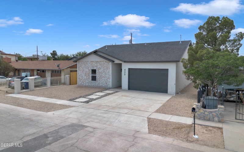 429 Lesa Lane, El Paso, TX 79915, 3 Bedrooms Bedrooms, ,2 BathroomsBathrooms,Residential,For Sale,429 Lesa Lane,0,922980
