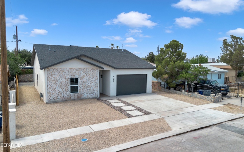 429 Lesa Lane, El Paso, TX 79915, 3 Bedrooms Bedrooms, ,2 BathroomsBathrooms,Residential,For Sale,429 Lesa Lane,0,922980